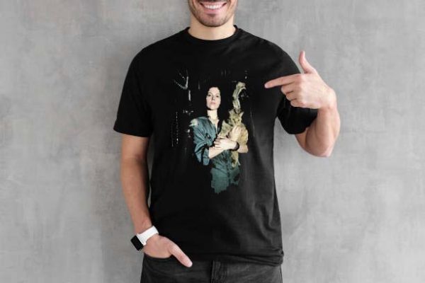 Artist Tee